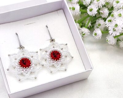 Ručne šité náušnice z Preciosa Kryštálov Light Siam (316L)