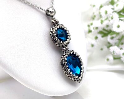 Šitý prívesok z Blue Zircon Crystal a retiazkou z chirurgickej ocele