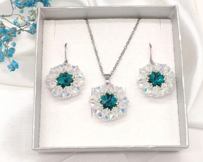 Šitý prívesok a náušnice z Preciosa Blue Zircon Crystal